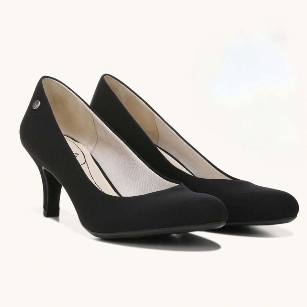 Black life stride heels